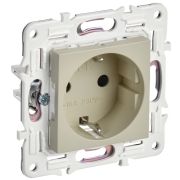 SKANDY Розетка с заземлением с защитными шторками 16А SK-R04B бежевый IEK