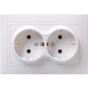 KVARTA Розетка 2-местная с заземлением без защитных шторок 16А РС12-3-КБ белый GENERICA